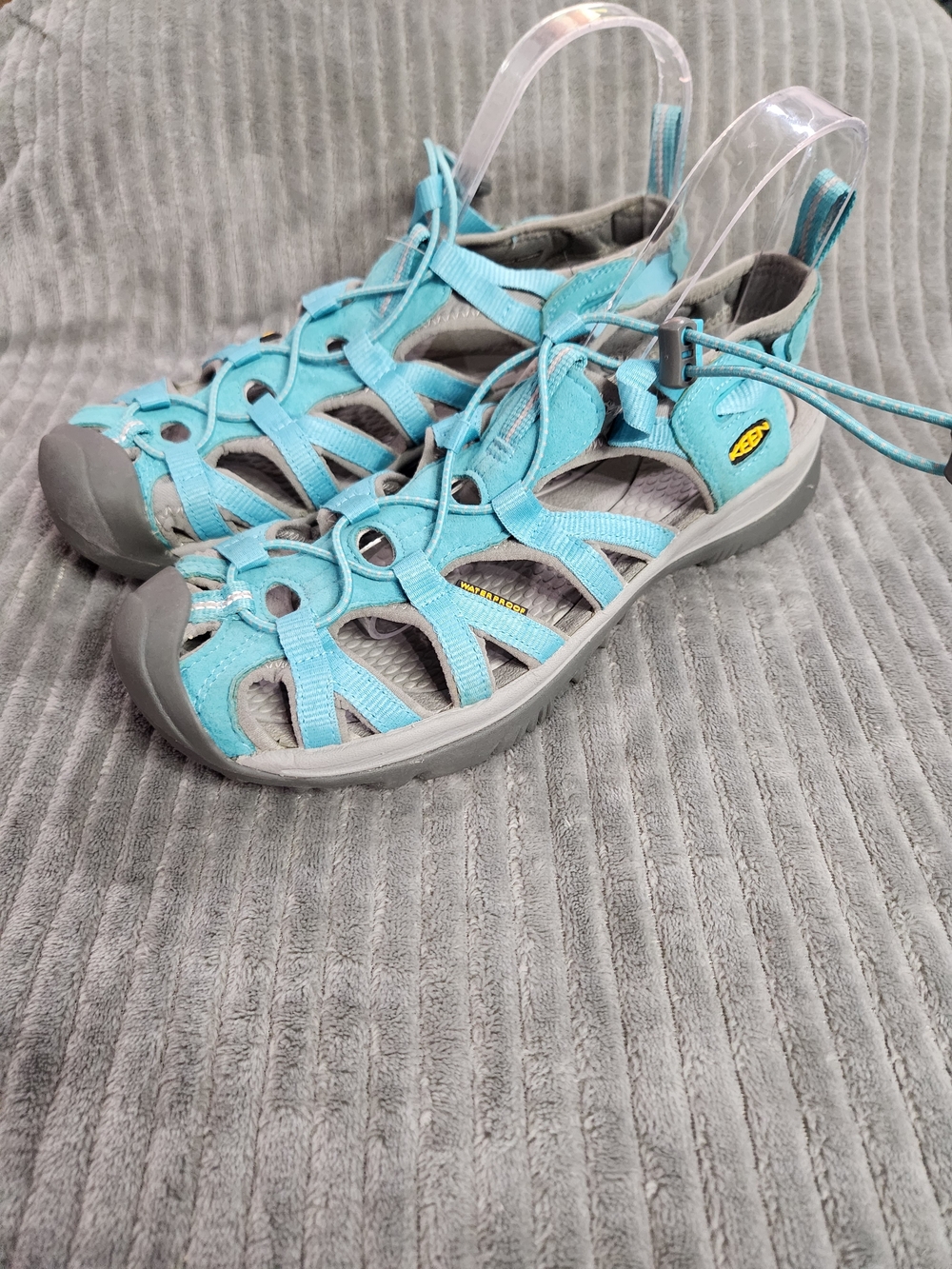 KEEN Whisper Womens Sandals Water Shoes Waterproof Turquoise size 10